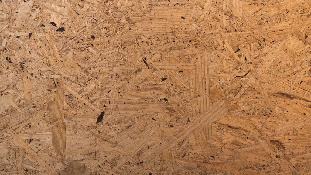 Panneau en mélaminé ou MDF : que choisir pour vos travaux ?